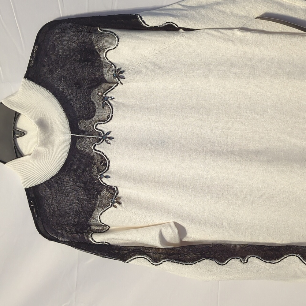 Venus Cream/Off White Dress